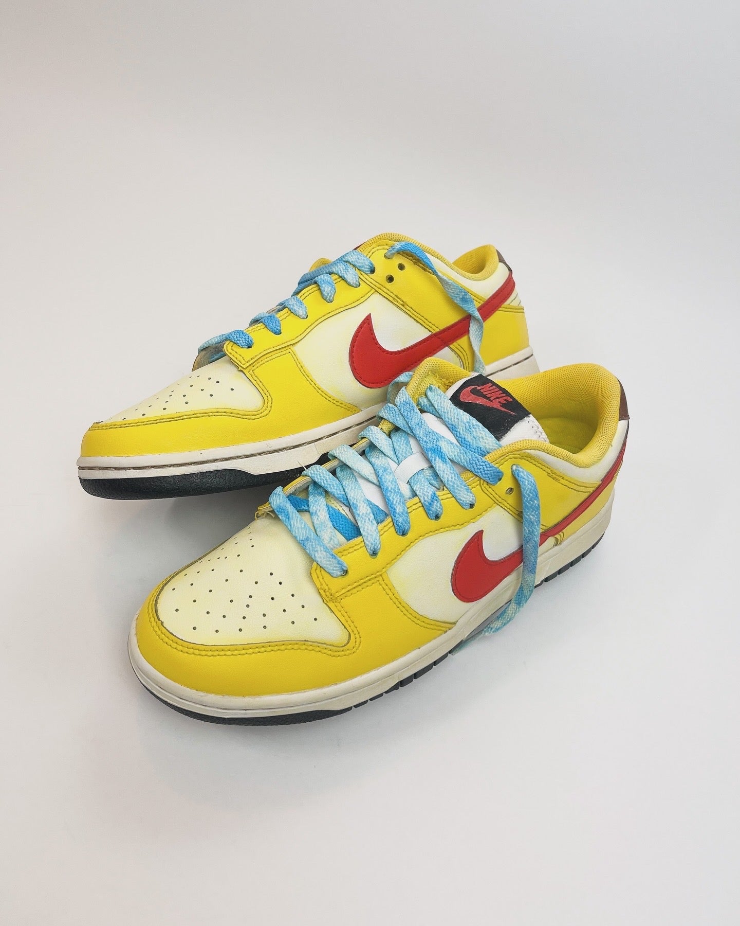 "PIKACHU" NIKE DUNK