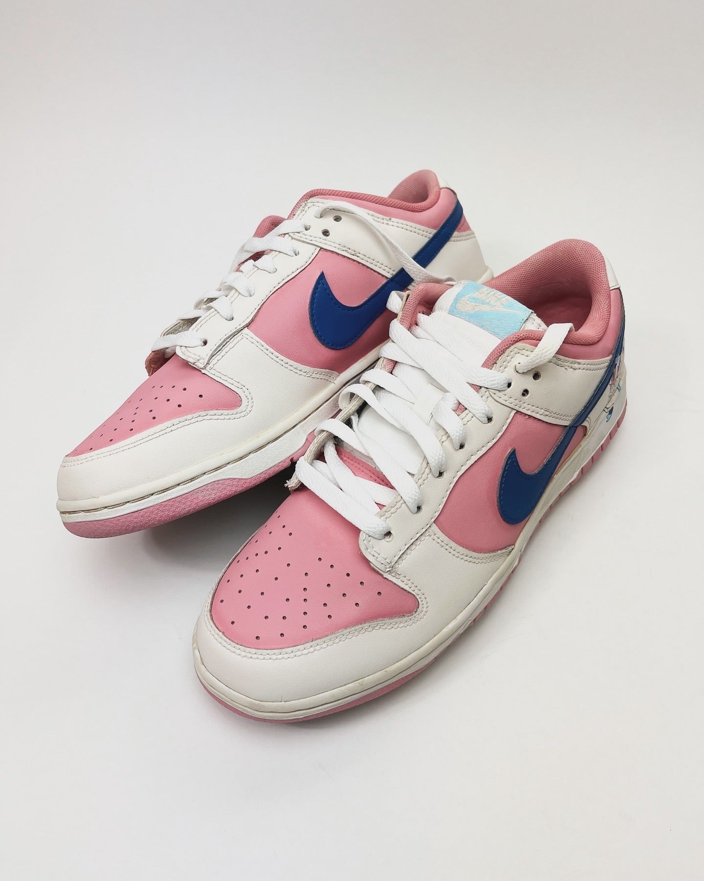 "SYLVEON" NIKE DUNK